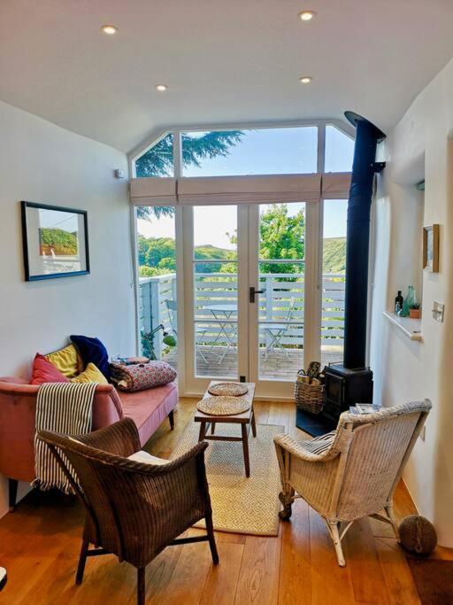 The Little Post House. A Perfect Village Retreat, With Stunning Views. Boscastle Exterior photo
